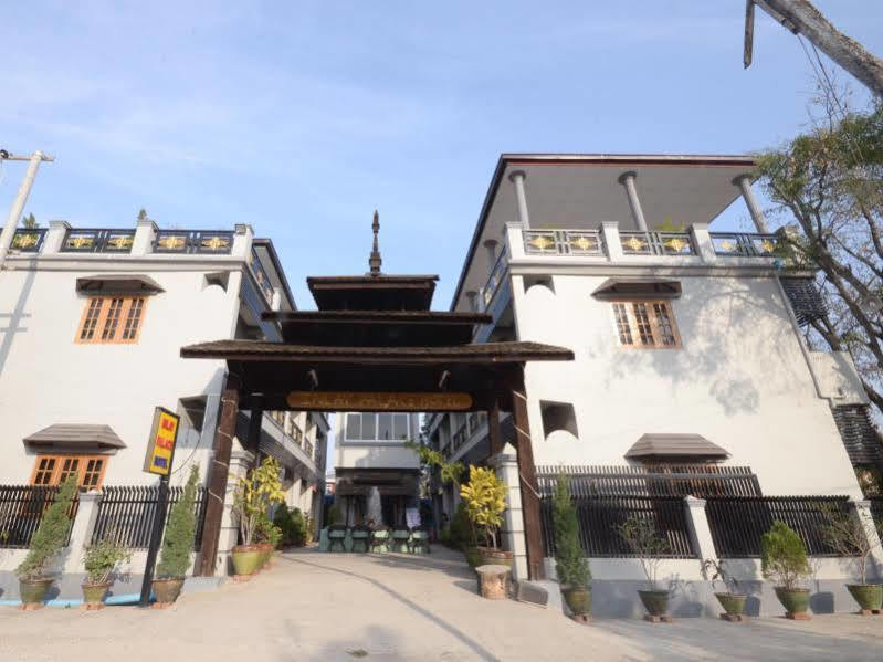 Inlay Palace Hotel Nyaung Shwe Εξωτερικό φωτογραφία