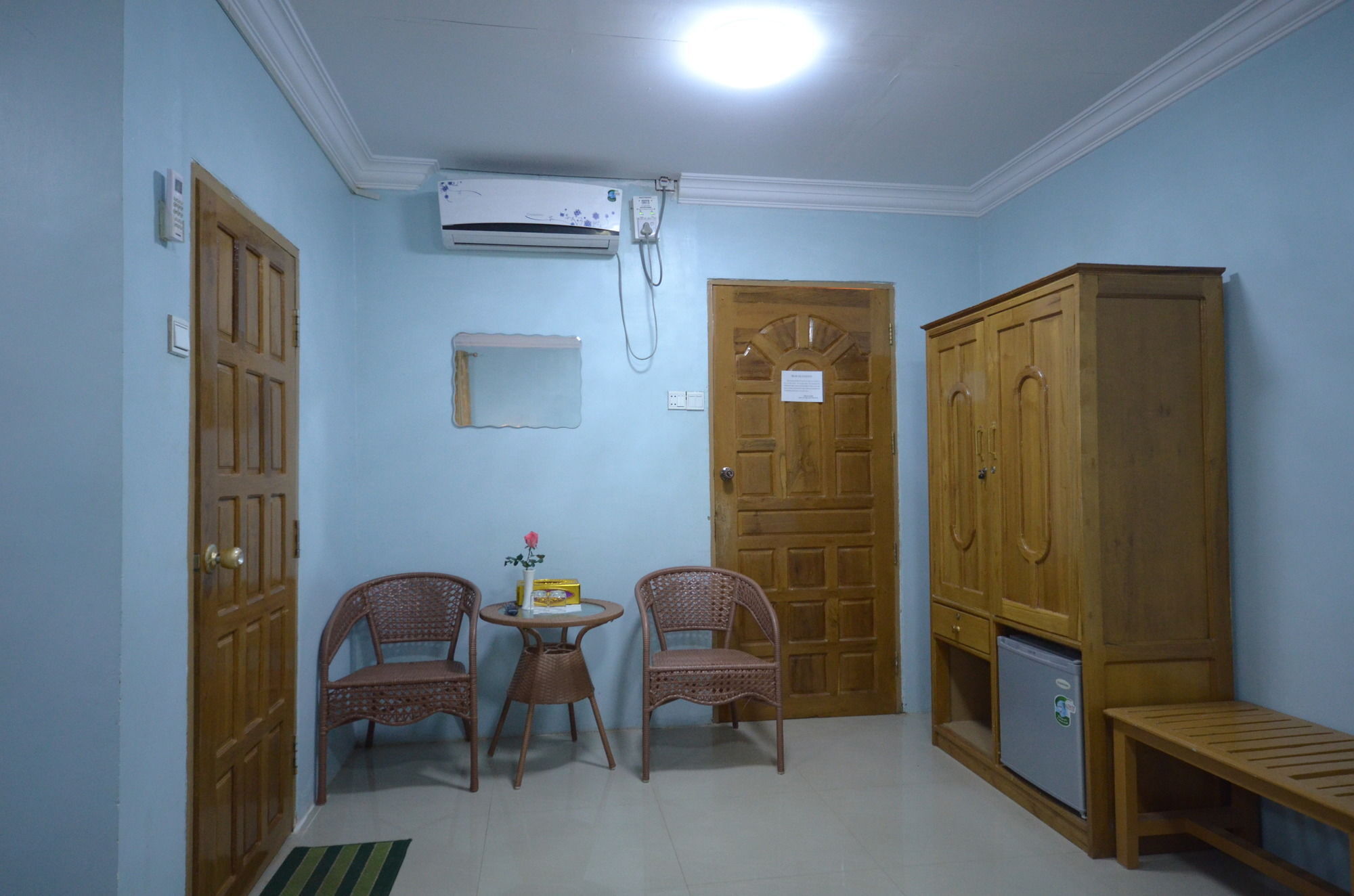 Inlay Palace Hotel Nyaung Shwe Εξωτερικό φωτογραφία